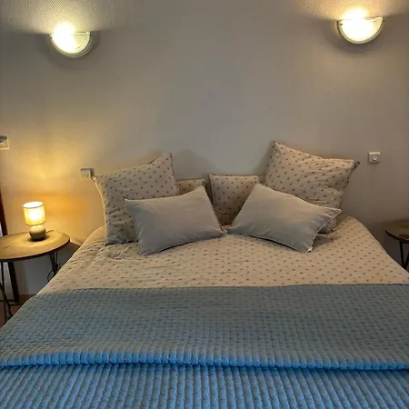 Πανσιόν La Grange Aux Coccinelles 3*