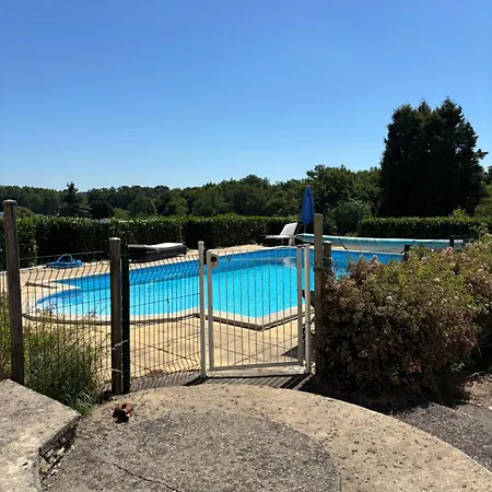 La Grange Aux Coccinelles 3* Saint-Martin-des-Fontaines